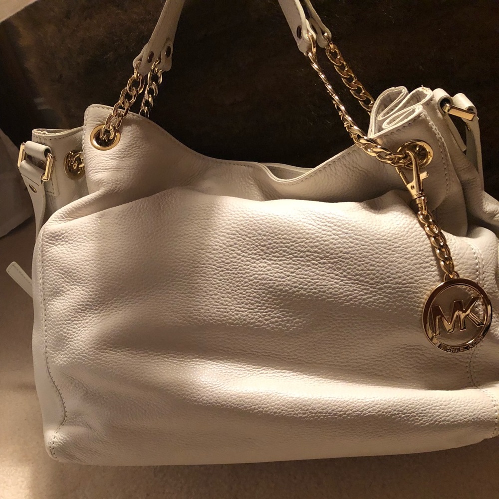 Gorgeous cream leather Michael Kors hobo bag